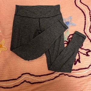 Lululemon high rise black and white leggings